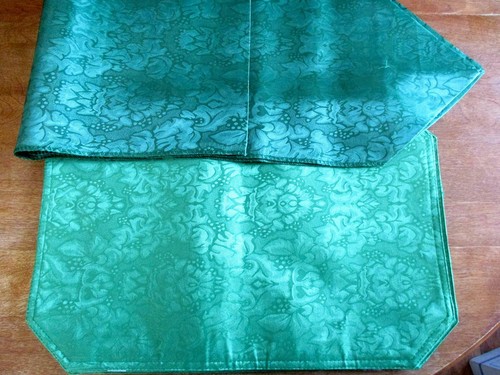 Set placemats x - x, 13"