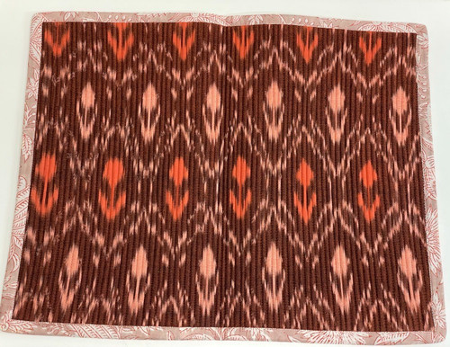 Table linens placemats 4 - 4,